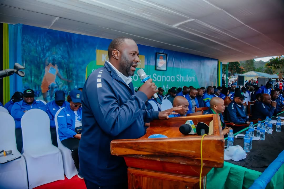 MKUU WA WILAYA YA IRINGA MHE. BENJAMIN SITTA AKITOA TAARIFA YA MKOA WA IRINGA.
